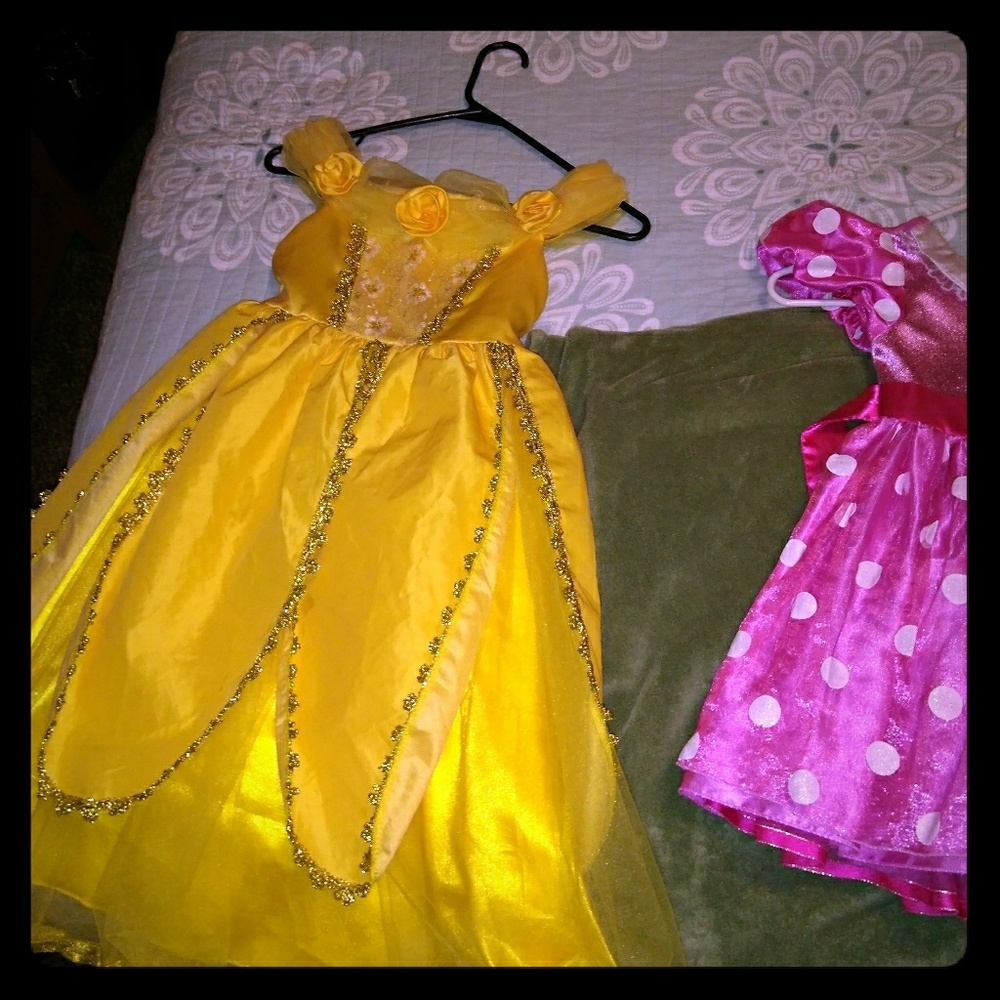 Dress up/ costumes 4-6x